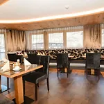 Hotel apartamentowy Garni Vereina 3*