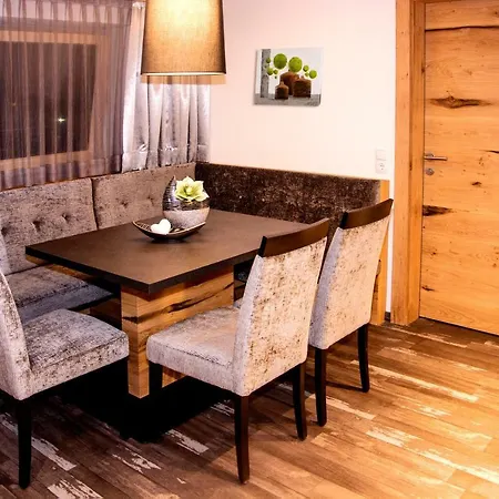 Hotel apartamentowy Garni Vereina Ischgl